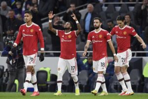 مانشستر يونايتد يحسم قمة تشيلسي