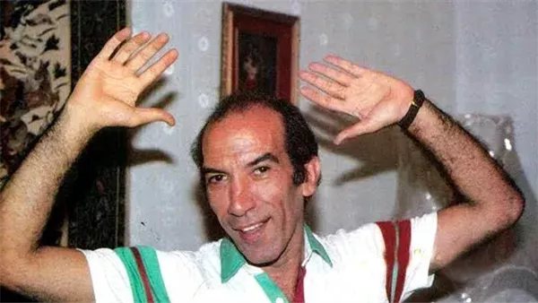 نجاح الموجي