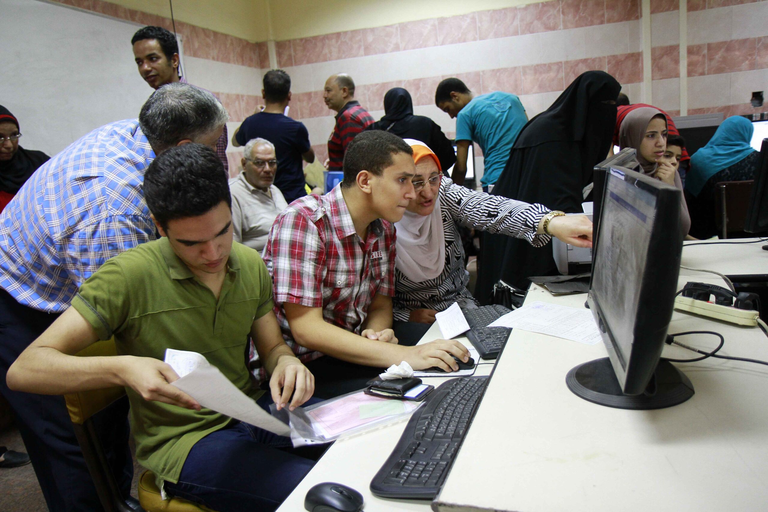 المنح التعليمية المتوفرة