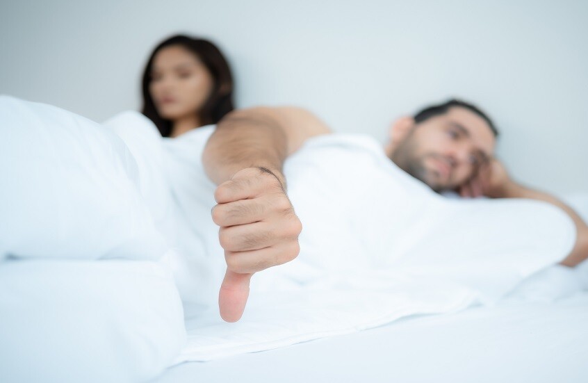 أطعمة ومشروبات تضعف الأداء الجنسي
