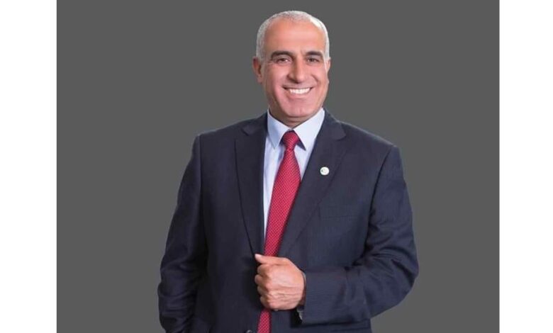 الأستاذ الدكتور عاطف الخرابشة