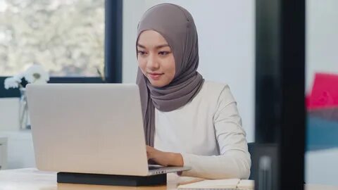 المنح التعليمية المتوفرة