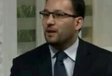 عامين
