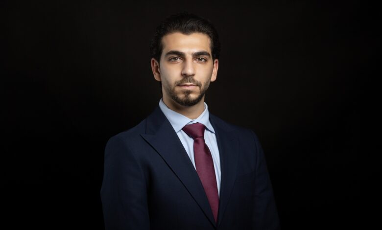 الاحتياطي الفيدرالي يرفع أسعار الفائدة وتأثير القرار على الذهب والدولار والإمارات