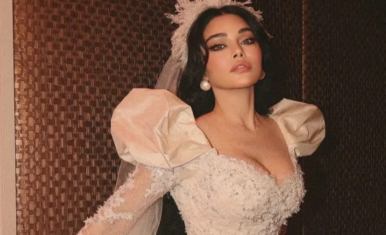 هيفاء وهبي بفستان زفاف ملكي مستوحى من أناقة الثمانينيات من تصميم نيكولا جبران