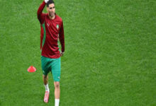 أشرف حكيمي يحتفل بتسجيل ثلاثة أهداف في مباراة باريس سان جيرمان ولوهافر.