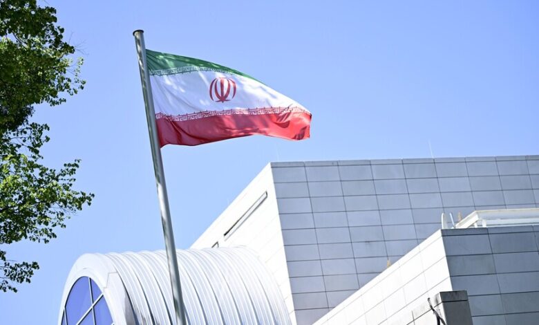 إيران تعلن استعدادها للمساهمة دبلوماسيًا في إنهاء الاشتباكات بين السعودية والحوثيين