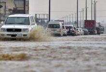 طقس السعودية اليوم وأمطار غزيرة وسيول في عدة مناطق