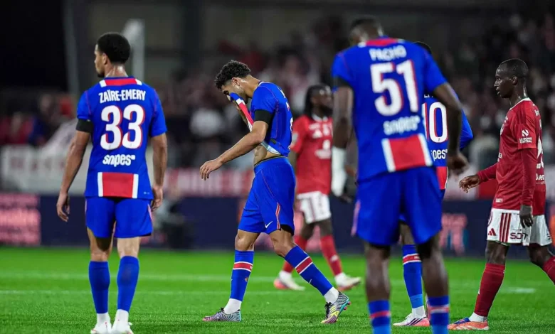 البرتغالي نونو منديز لاعب باريس سان جيرمان الذي سيغيب لعدة أسابيع بسبب إصابة في الفخذ