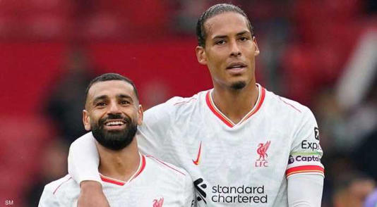 فيرجيل فان دايك ومحمد صلاح في سياق تقارير انتقال قائد ليفربول المحتمل إلى طرابزون سبور التركي